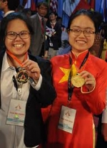 Chuyện bất ngờ của 2 nữ sinh HC Vàng Olympic Hóa quốc tế