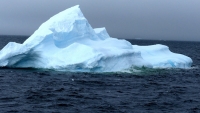 Nước băng trôi ngàn năm- Hàng tỷ con người thèm khát